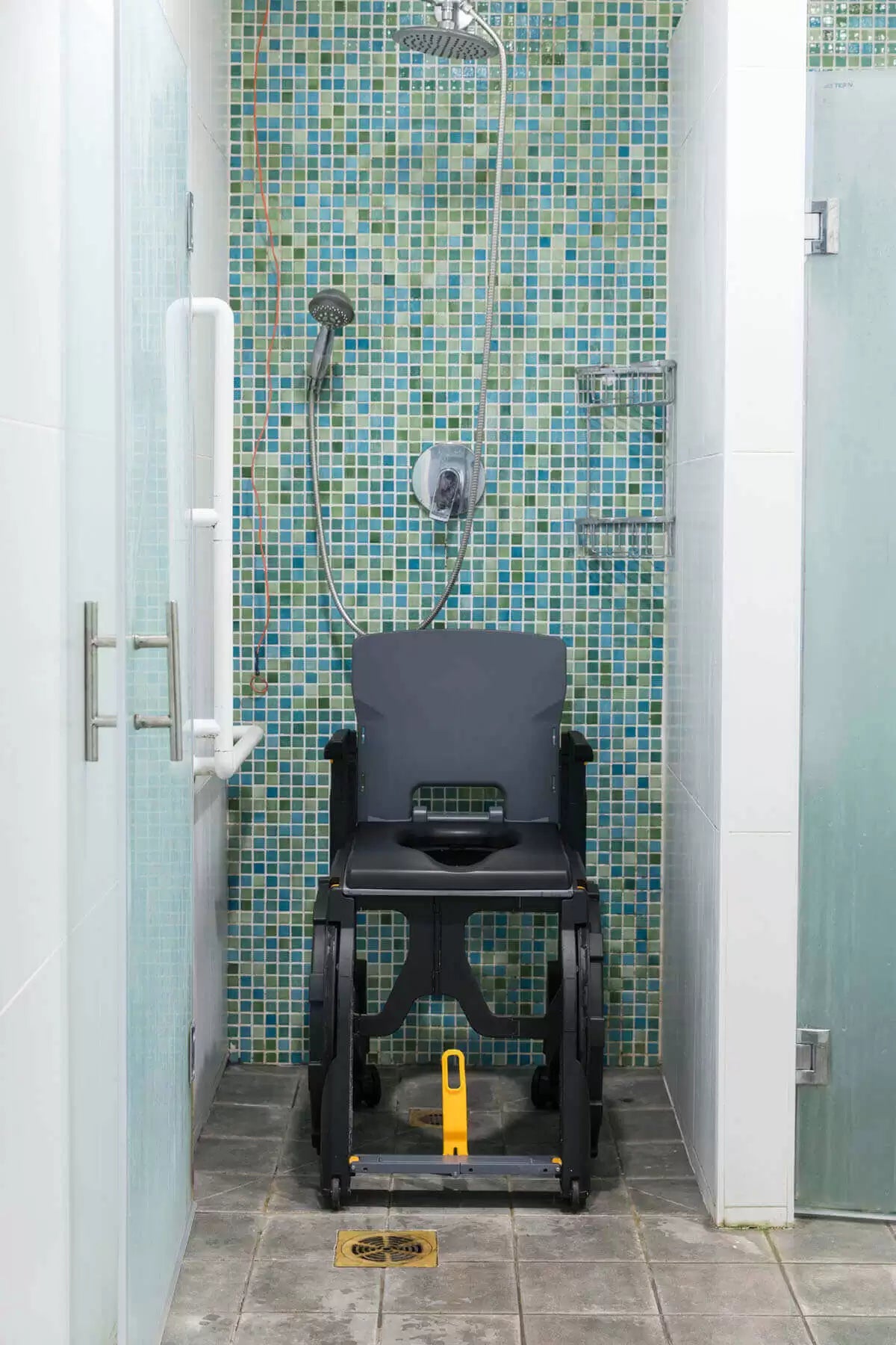 Seatara WheelAble – Die mobile Dusch- und Toilettenlösung für unterwegs